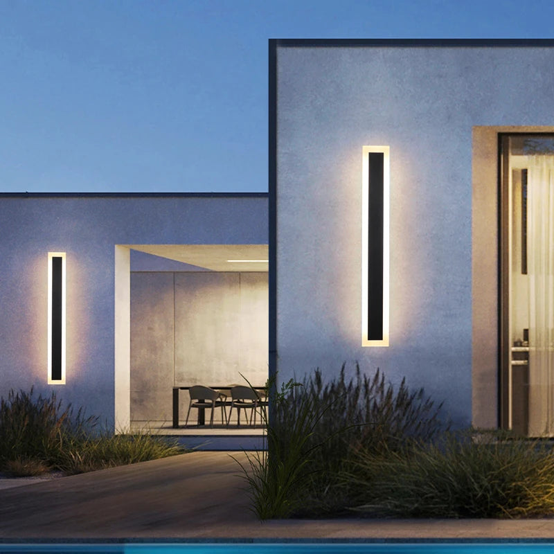 Modern Vertical LED Lamp for Facade 3
