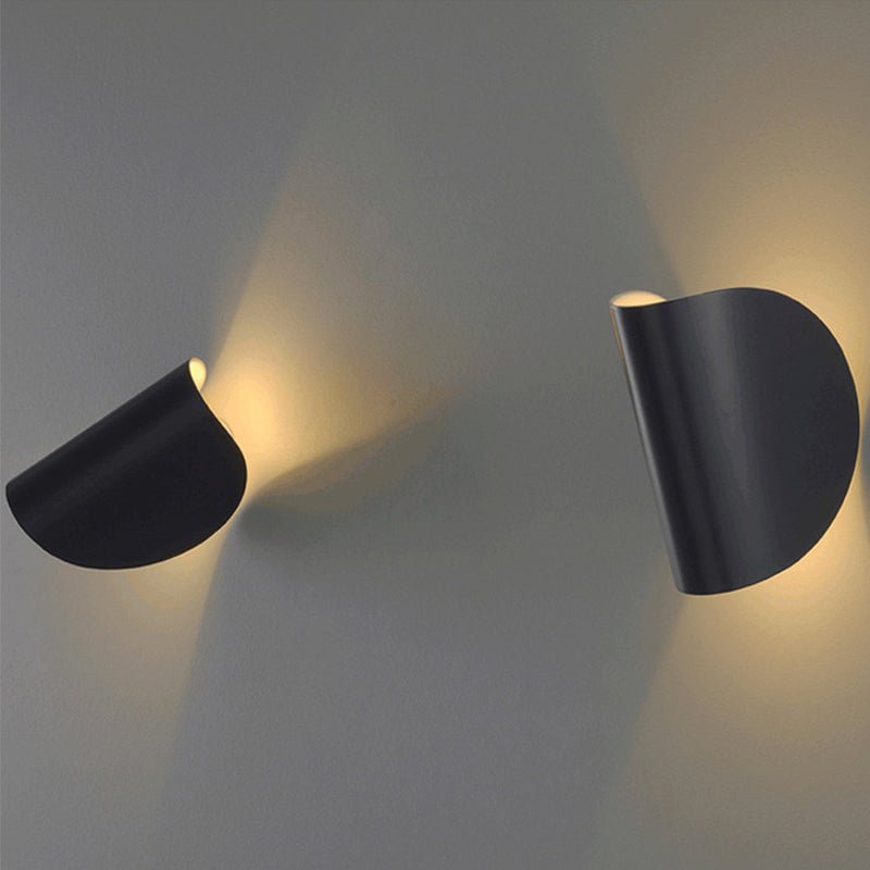 Minimalist 1-Light Curved Shaped Metallic Wall Sconce For Corridor 5