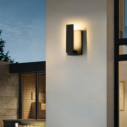 Lyrux - Minimalist LED Outdoor Lamp 2