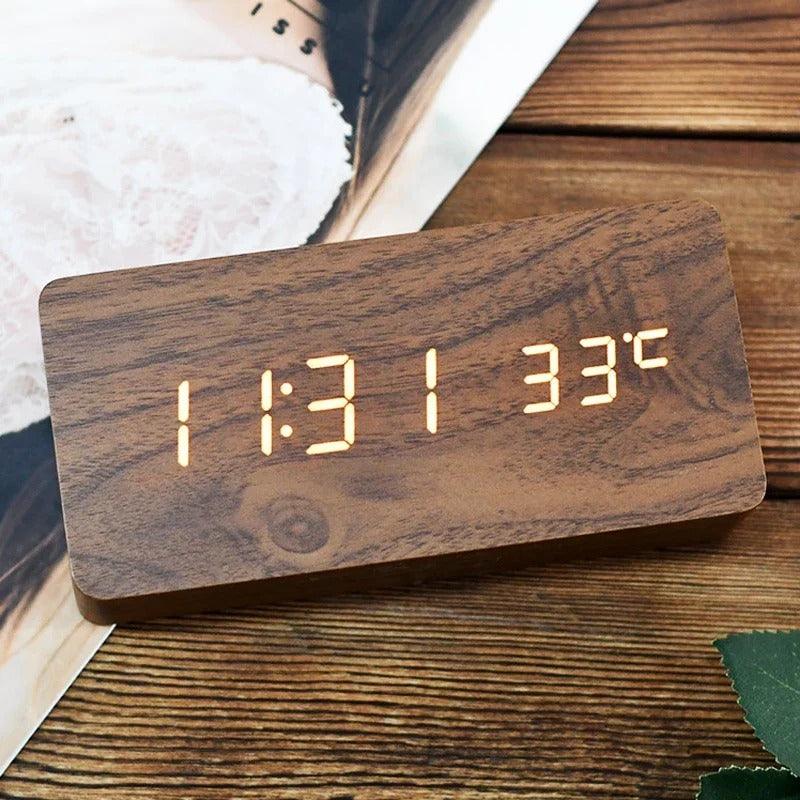 Minimalistic LED Clock | Wood 1