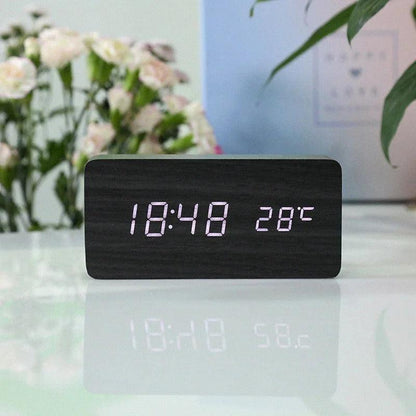 Minimalistic LED Clock | Wood 2