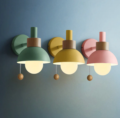 Chain Wall Sconce – A Modern Wall Lamp with a Wooden Accent 3