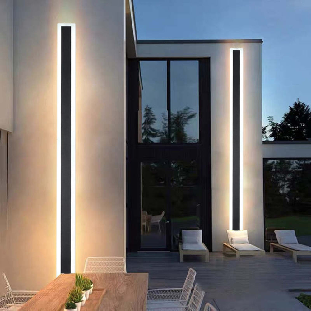 Elara Haus Outdoor Wall Lamp - Metal and Acrylic Black Outdoor Wall Lights 11