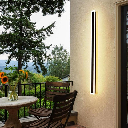 Elara Haus Outdoor Wall Lamp - Metal and Acrylic Black Outdoor Wall Lights 7