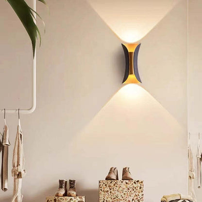 Elara Haus Outdoor Wall Lamp - Metal and Acrylic Outdoor Wall Lights 11