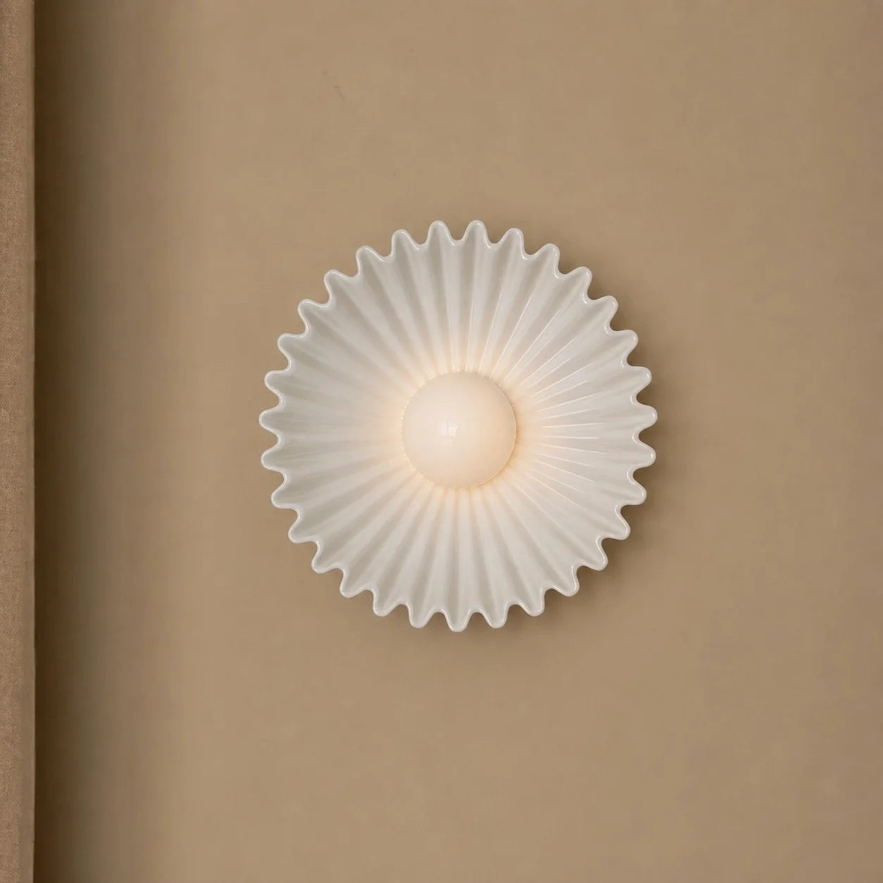 Marenys Modern Ceramic Flower Wall Light 4