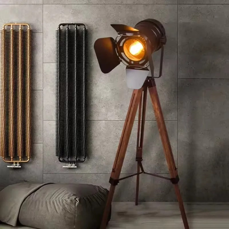 Aventis – Vintage Tripod Floor Lamp 5