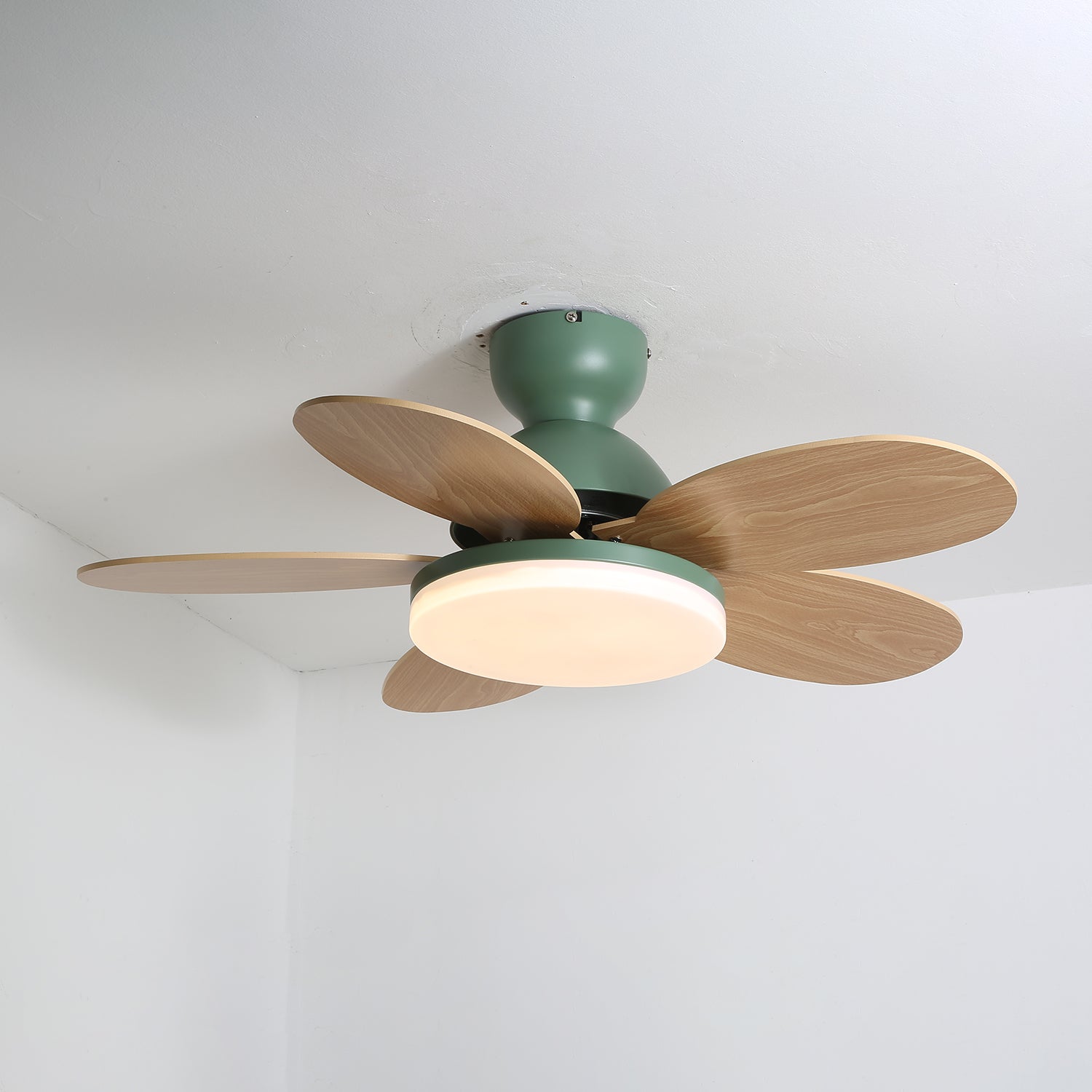 Petalo Ceiling Fan Light 12