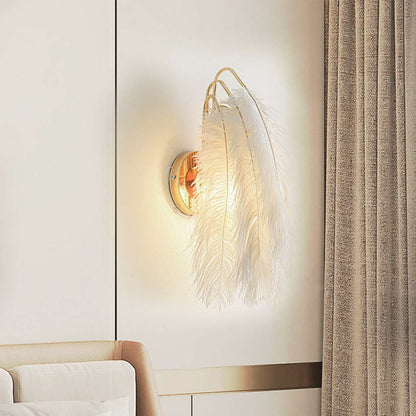 Ostrich Feather Wall Lamp Minimalist, White 1