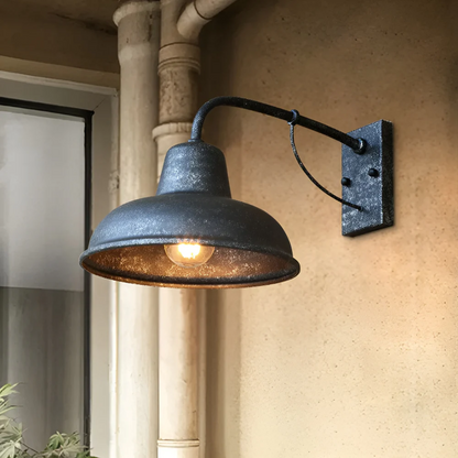 Lyvix - Industrial Outdoor Wall Lamp 1