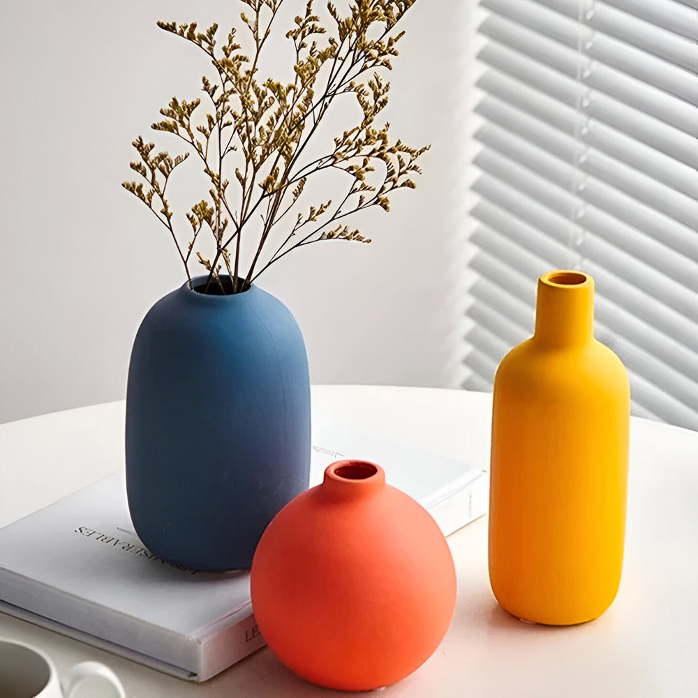 Astraelle - Scandinavian Ceramic Vase in Minimalist Style 2