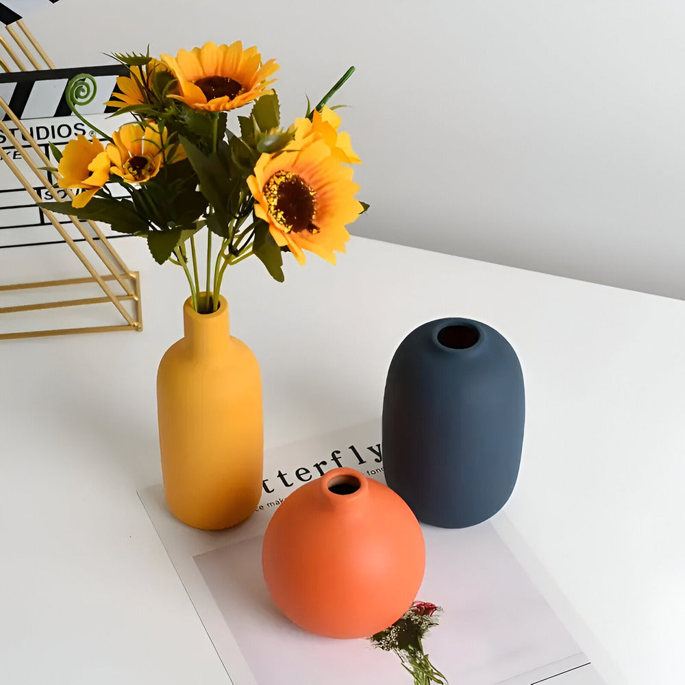 Astraelle - Scandinavian Ceramic Vase in Minimalist Style 4