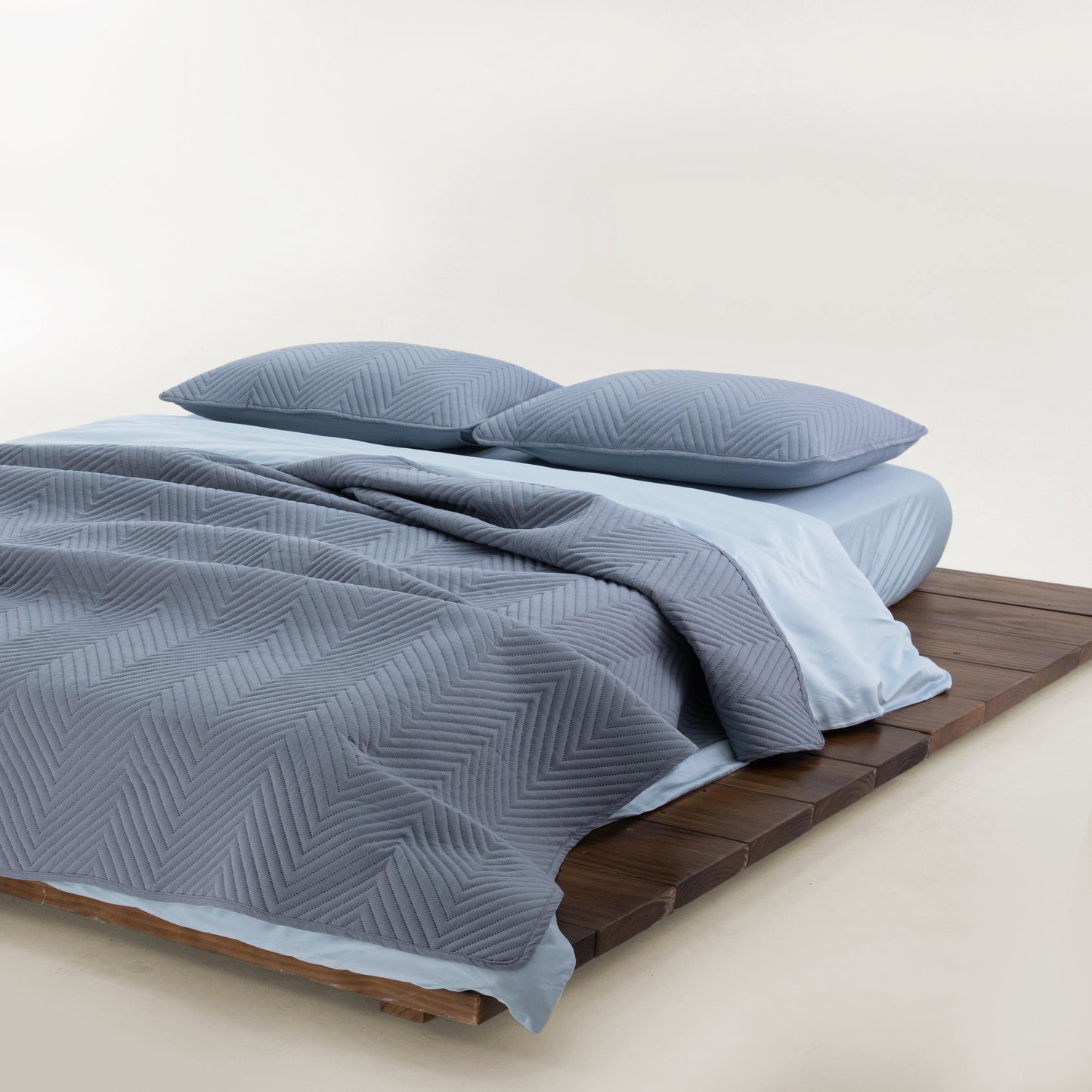 Elara Haus Snag Free Quilt - Pet Friendly