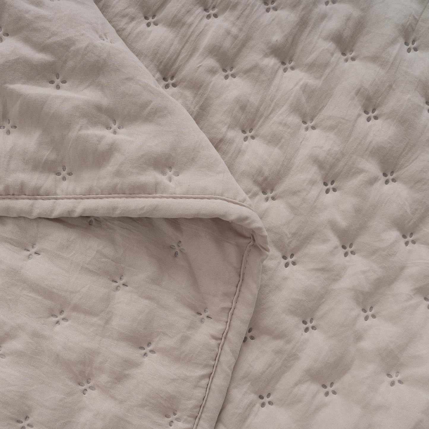 Elara Haus Snag Free Quilt - Pet Friendly