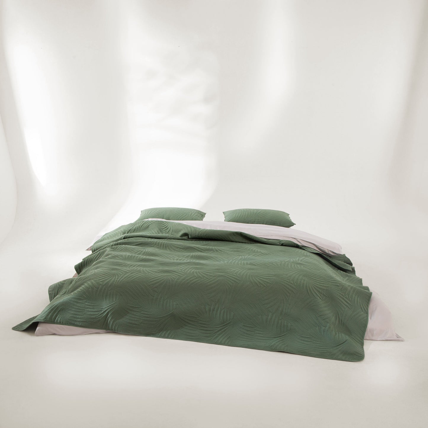 Elara Haus Snag Free Quilt - Pet Friendly