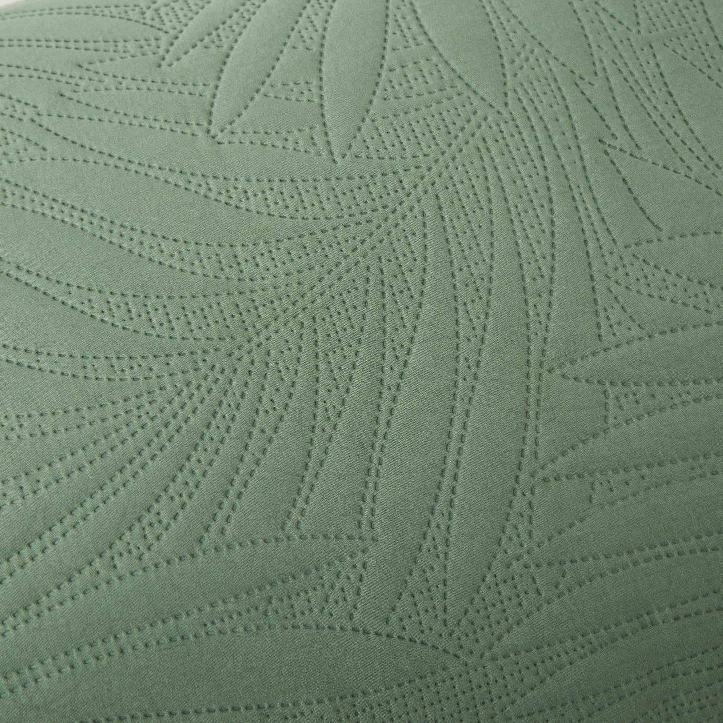 Elara Haus Snag Free Quilt - Pet Friendly