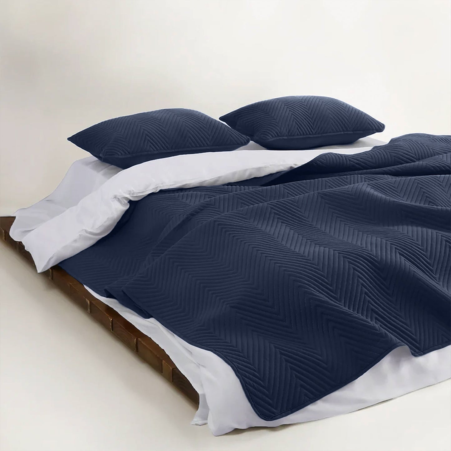 Elara Haus Snag Free Quilt - Pet Friendly