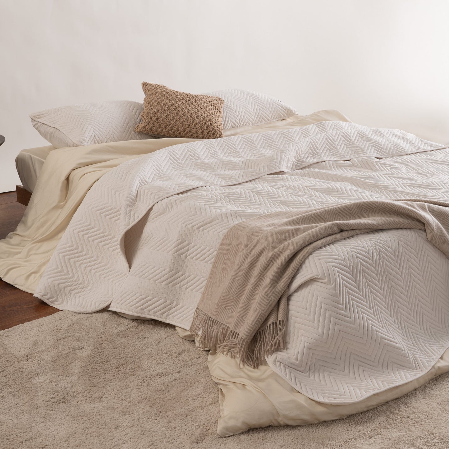 Elara Haus Snag Free Quilt - Pet Friendly