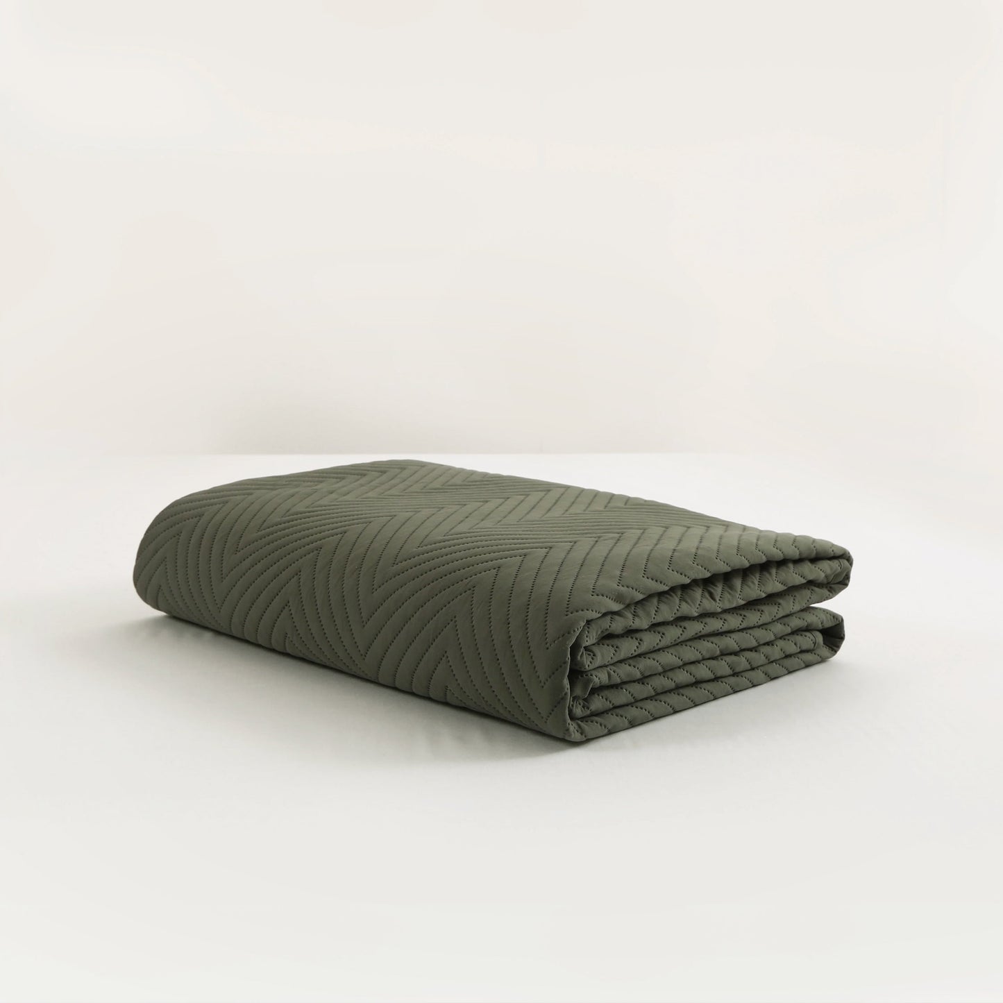 Elara Haus Snag Free Quilt - Pet Friendly