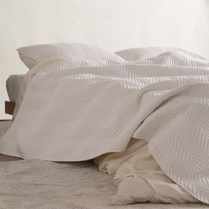 Elara Haus Snag Free Quilt - Pet Friendly