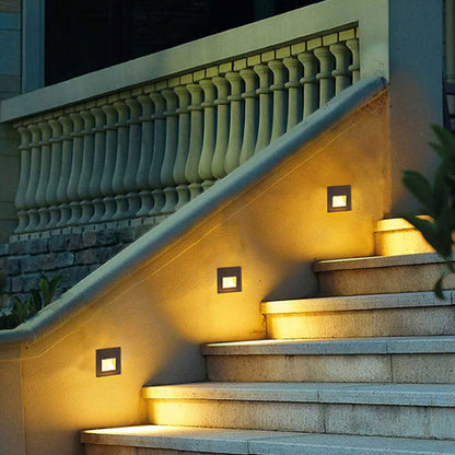 Ray Modern Metal Square Outdoor Deck/Step Light, Black 0