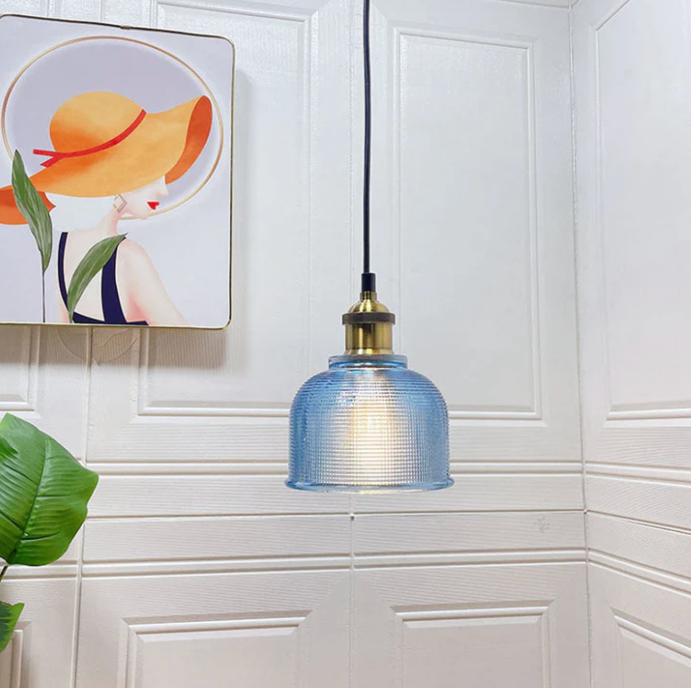 Retro pendant lamp – colored glass shade with brass finish 11