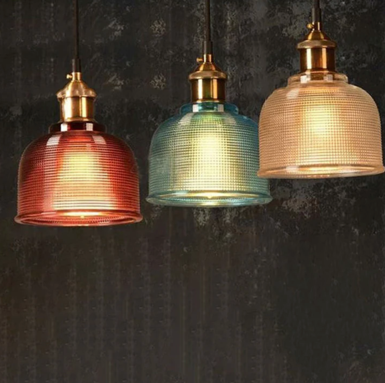 Retro pendant lamp – colored glass shade with brass finish 3