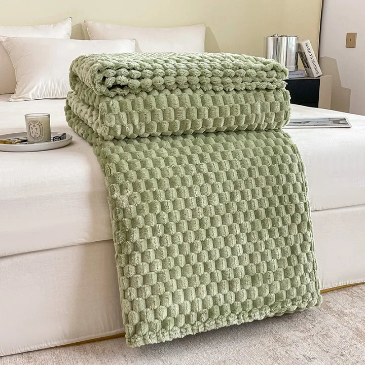 Caelidra - Checked Soft Velvet Blanket Warm Cozy Throw for Sofa and Bed 11