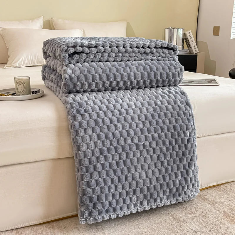 Caelidra - Checked Soft Velvet Blanket Warm Cozy Throw for Sofa and Bed 0