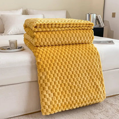 Caelidra - Checked Soft Velvet Blanket Warm Cozy Throw for Sofa and Bed 1
