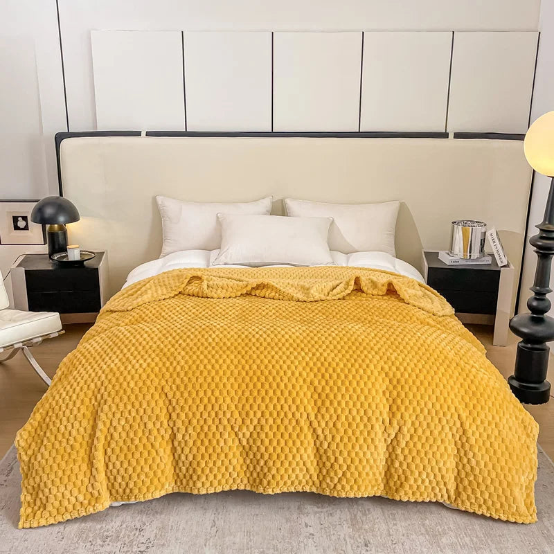 Caelidra - Checked Soft Velvet Blanket Warm Cozy Throw for Sofa and Bed 2