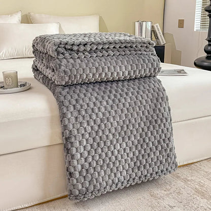 Caelidra - Checked Soft Velvet Blanket Warm Cozy Throw for Sofa and Bed 7
