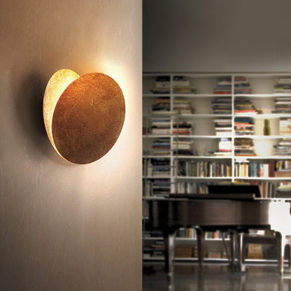 Modern Air LED Wall Light Metal Beautiful Round Moon 5