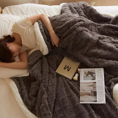 Eryndelle - Thick Warm Fleece Blanket Soft Stylish for Bedroom and Sofa 9