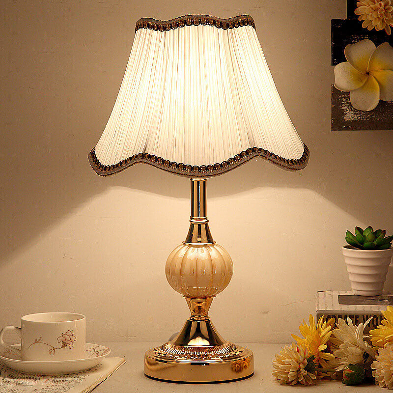 Nordic Vintage Floral Glass Fabric 1-Light Table Lamp 20