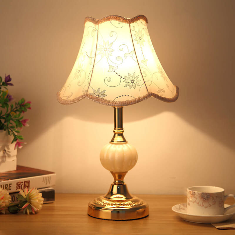 Nordic Vintage Floral Glass Fabric 1-Light Table Lamp 21