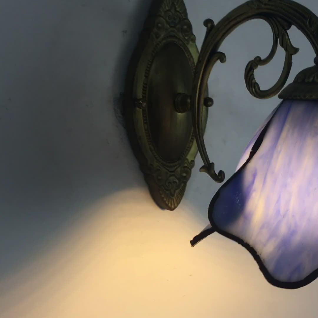 Vintage Tiffany Petals Stained Glass 1-Light Wall Sconce Lamp 6
