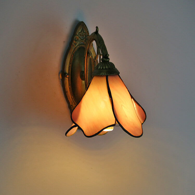 Vintage Tiffany Petals Stained Glass 1-Light Wall Sconce Lamp 9