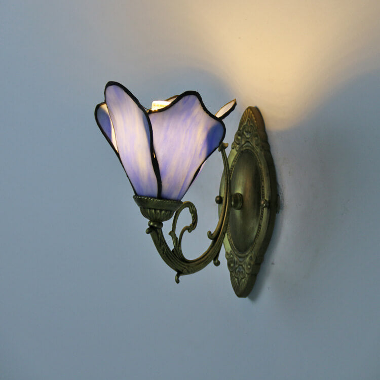 Vintage Tiffany Petals Stained Glass 1-Light Wall Sconce Lamp 0