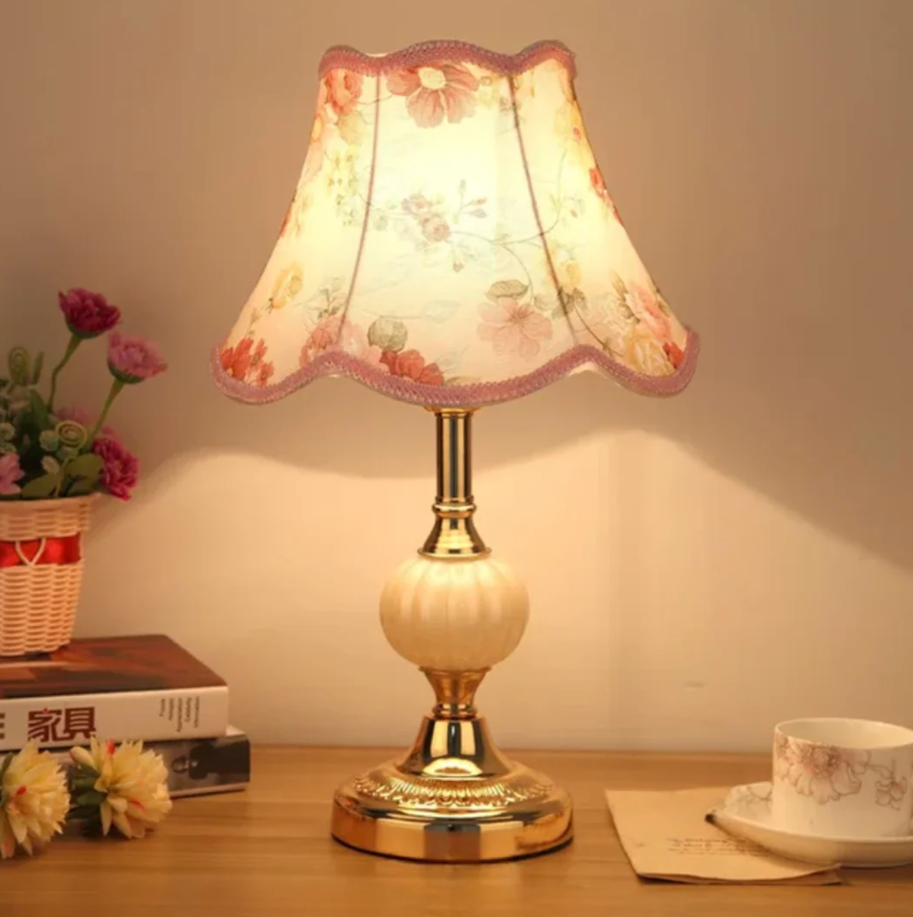 A classic table lamp with a decorative lampshade – an elegant bedside lamp in a retro style. 0