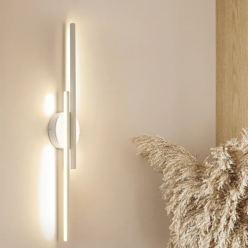 Elara Haus Wall Sconce Lighting - Metal Adjustable Wall Lamp 2