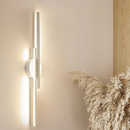 Elara Haus Wall Sconce Lighting - Metal Adjustable Wall Lamp 2