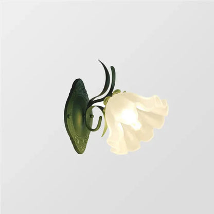 Flower-Shaped Wall Sconce – Elegance and Style 8