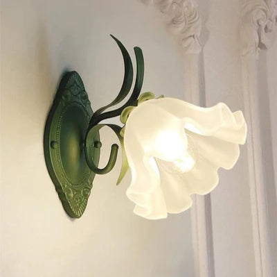 Flower-Shaped Wall Sconce – Elegance and Style 0