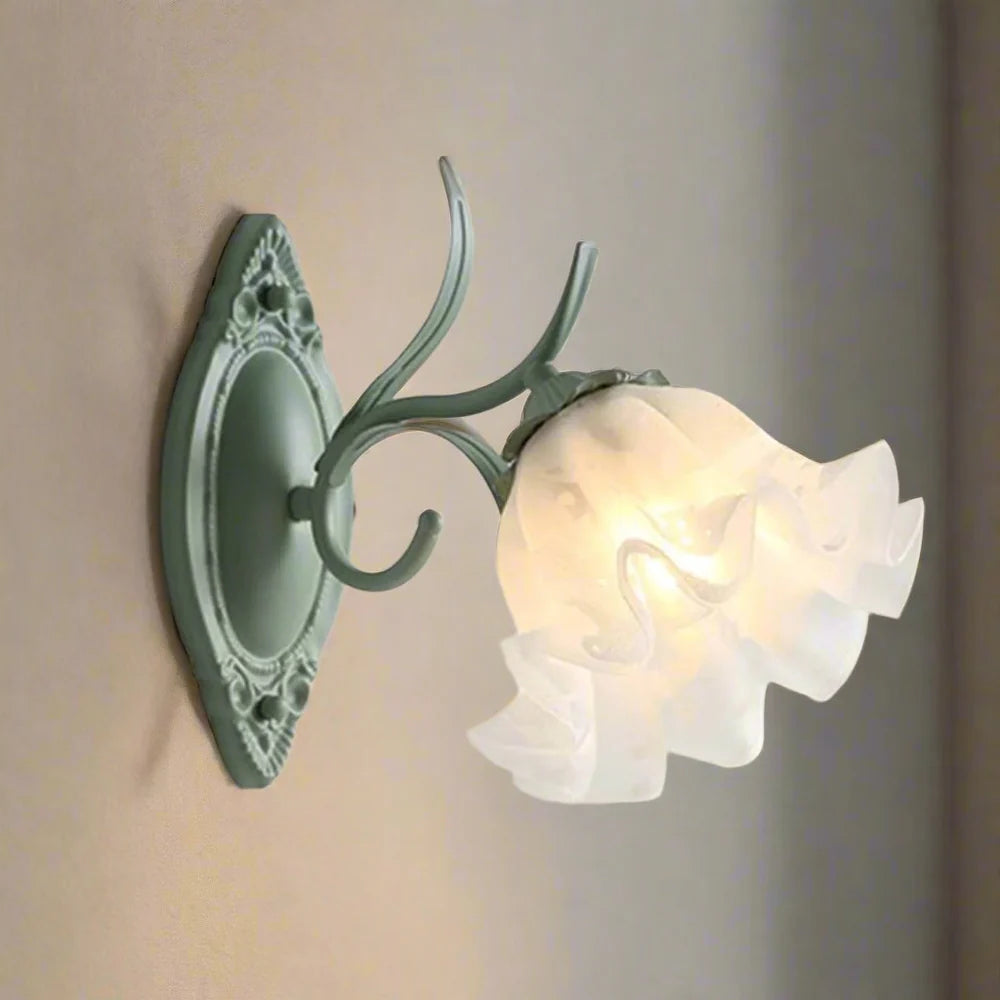 Flower-Shaped Wall Sconce – Elegance and Style 2