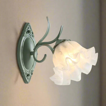 Flower-Shaped Wall Sconce – Elegance and Style 2