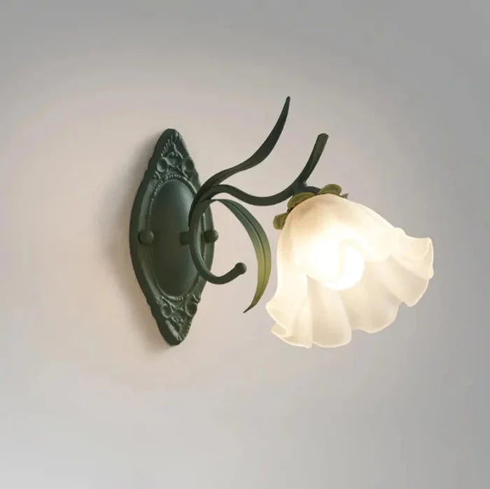 Flower-Shaped Wall Sconce – Elegance and Style 4