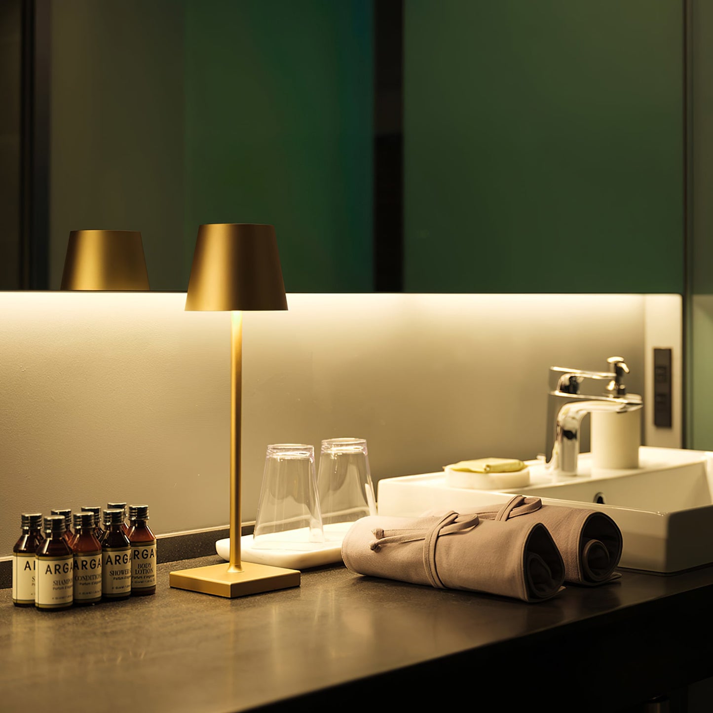 Doku Built-in Battery Table Lamp 5