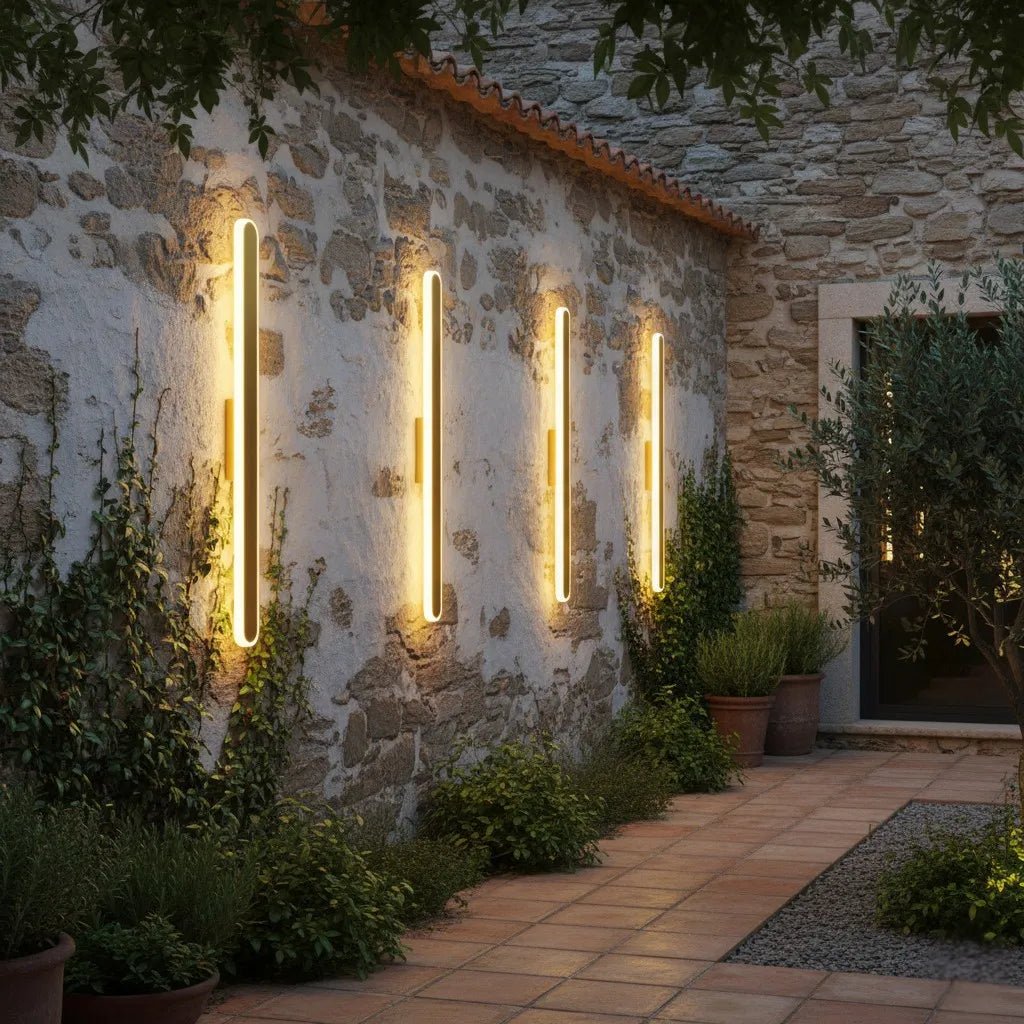 Rounded Edge Aluminium Outdoor Wall Light – IP65 Rated
