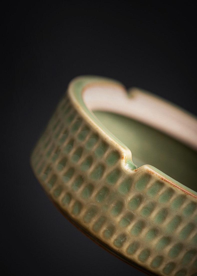 Handmade Retro Ashtray with Wood Lid | Japanese Pottery 2